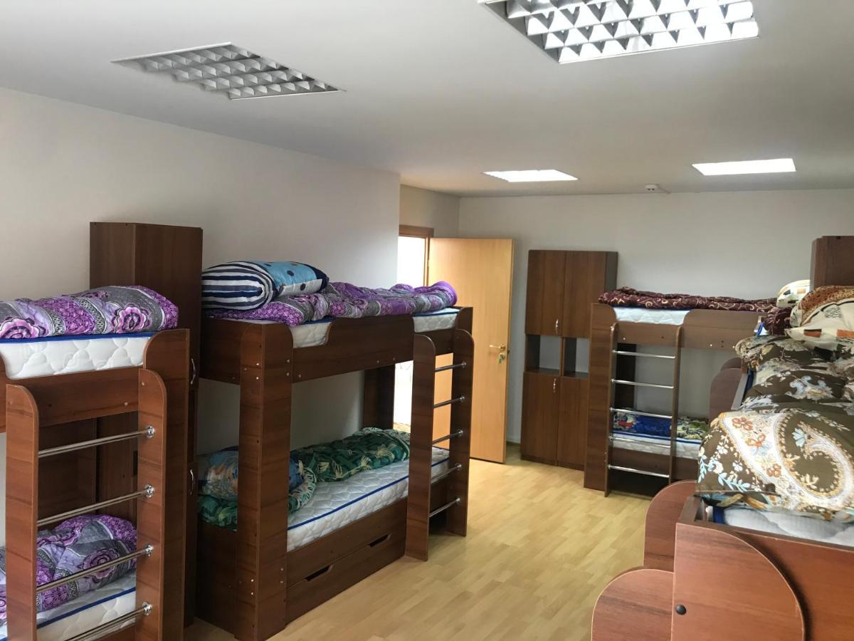 Міни-Хостел Родинного Типу Dubai 우주고로트 외부 사진